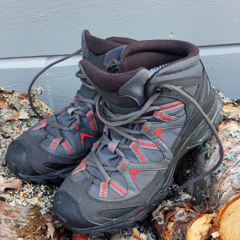 Salomon Gore Tex herresko.