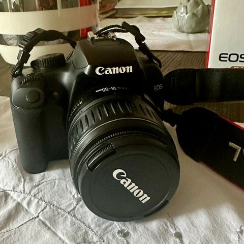 Canon EOS 1000D Digital kamera