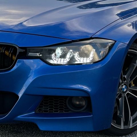 BMW frontlykt f30