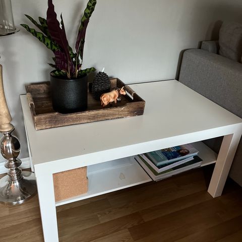 Lite bord(IKEA)