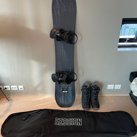 Komplett! Nitro Magnum Snowboard 167, Burton Misson Binding, Burton Ruler Sko 45