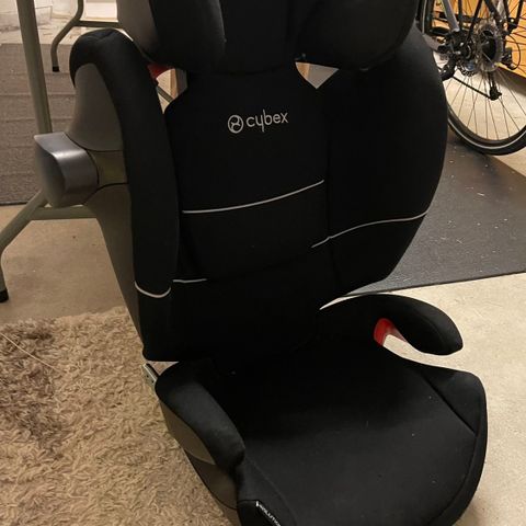 Cybex Solution M-fix (ISO-fix) barnesete bil