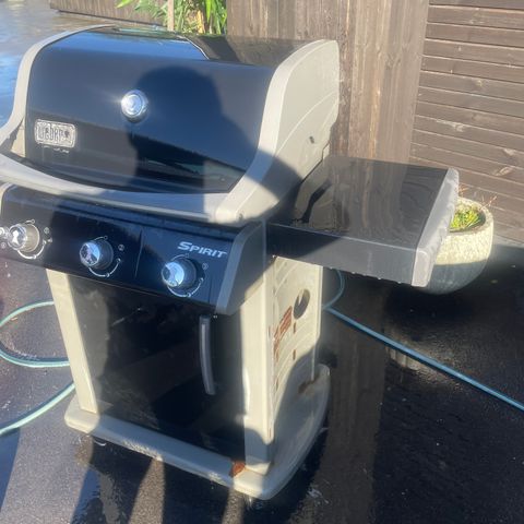 Weber spirit gass grill