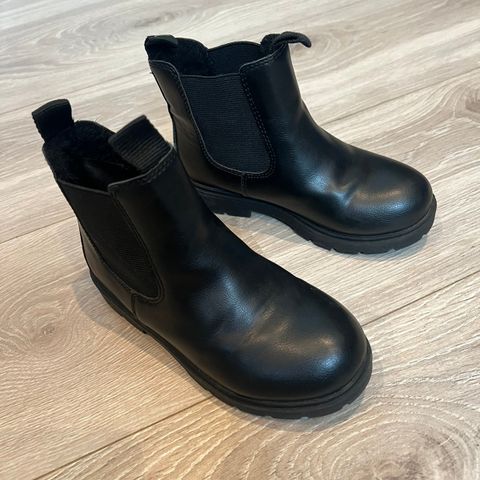 Sorte chelsea boots i str 28