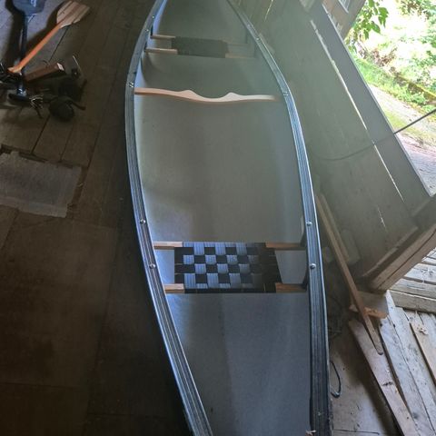 Mad River Canoe 14