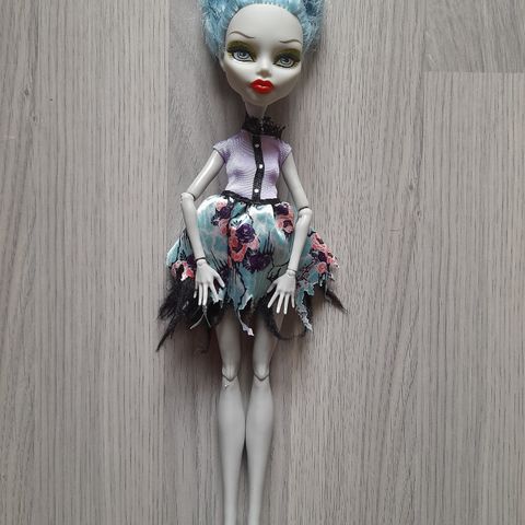 Monster High dukke