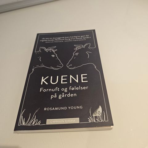 Kuene. Fornuft og følelser på gården. Rosamund Young