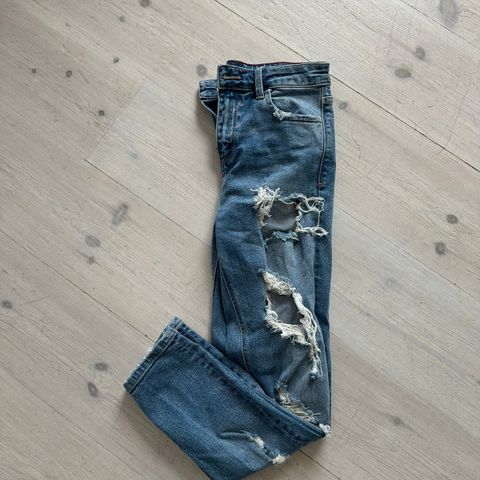 Ripped Jeans str 3