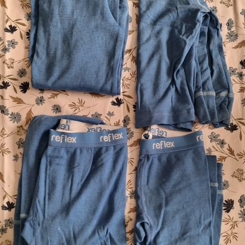 Ullsett str 86/92 og str 122/128