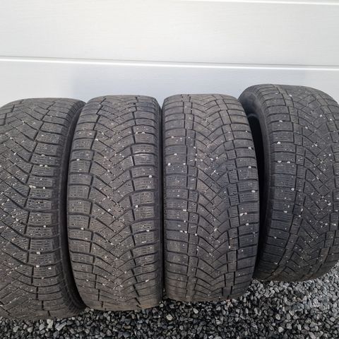 235/55r19 og 255/50r19 pirelli