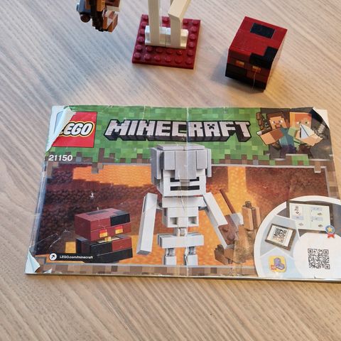 Lego Minecraft 21150