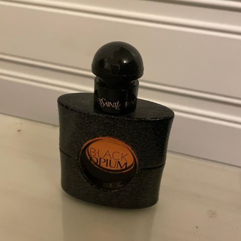 Yves Saint Laurent Black Opium