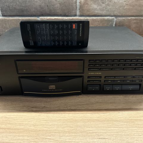 Pioneer PD-7700