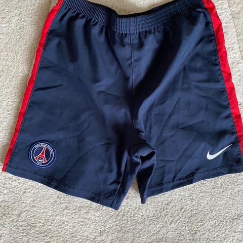 Sport short gutt eller jenter 7- 8 år