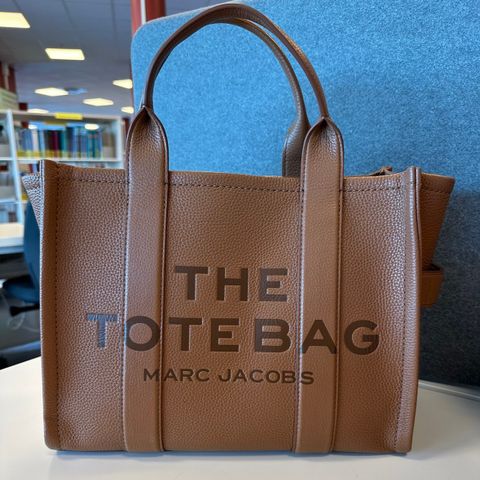 Marc Jacobs The Tote Bag - Leather Medium