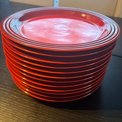 Le creuset signatur tallerken stentøy 27 cm cerise