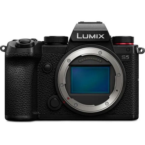 PANASONIC S5 med 20-60mm