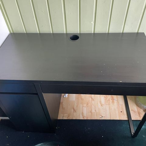 Ikea Micke Skrivebord, Arbeidsbord