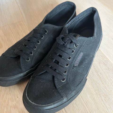 Sko fra Superga