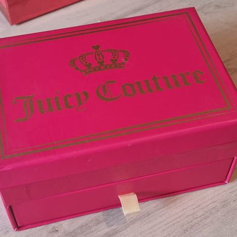 Juicy couture skrin