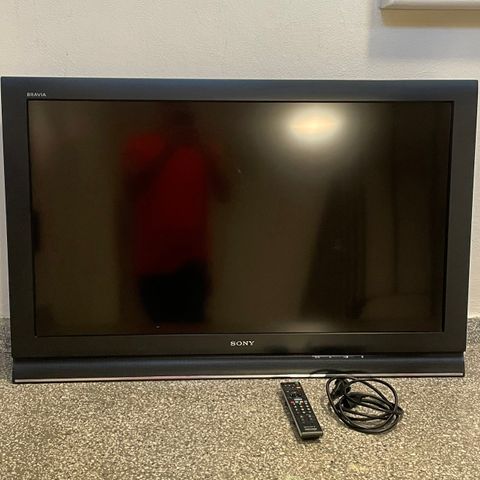 Sony Bravia LCD Digital Colour TV til salgs! + 1x Universal TV-Stativ