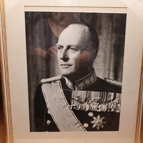 Portrett av Olav V