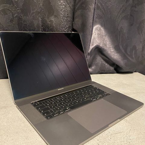 MacBook pro 2019