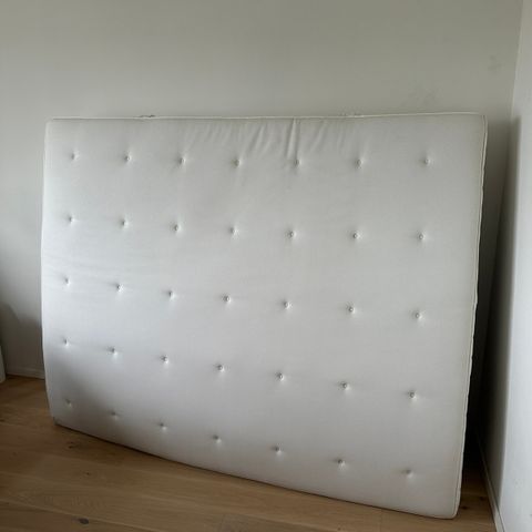 Ikea Hyllestad 160x200cm madrass