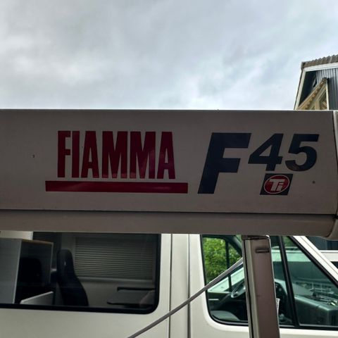 Fiamma F45 markise