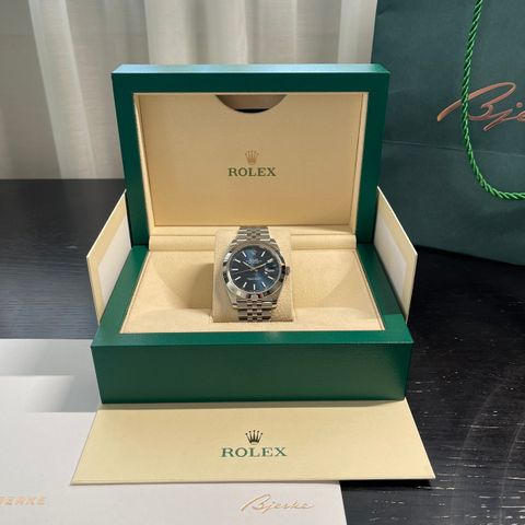 Helt ny Rolex Datejust 41 (126300) fra Norsk AD!