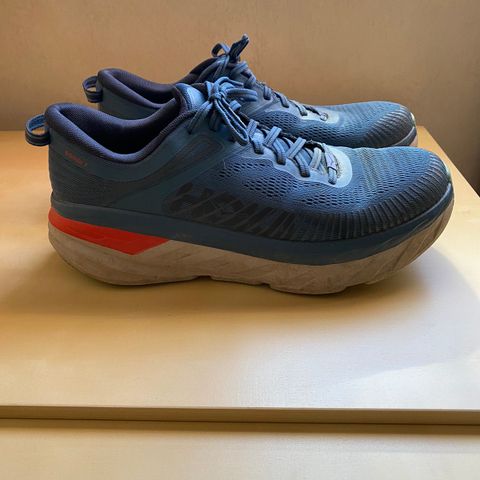 Hoka Bondi 7