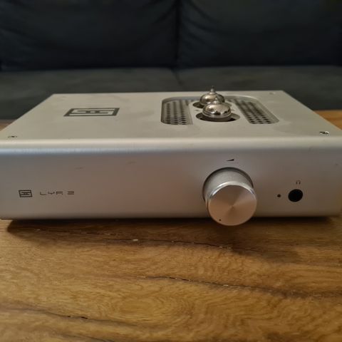 Schiit Lyr 2 m. Ekstra rør