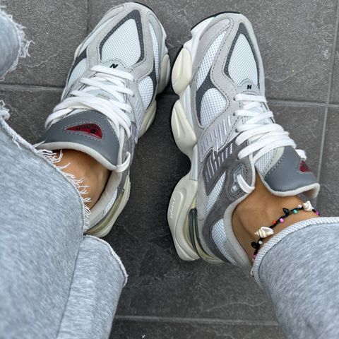 New balance 9060