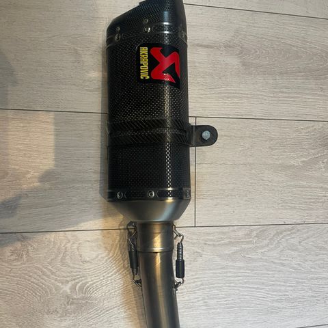 Akrapovic Slip On