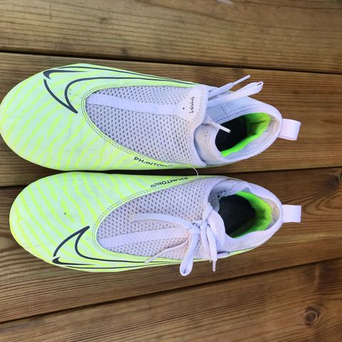 Gode Nike  Phantom fotballsko str 37.5