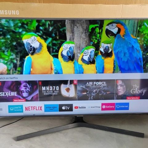 SAMSUNG  4K/UHD LED TV