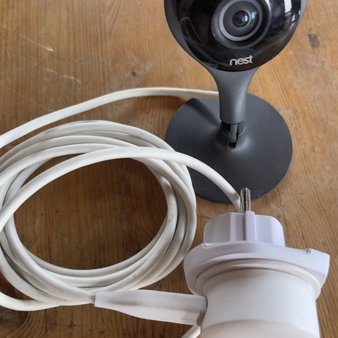 Google Nest Cam Indoors - URGENT TO SELL - MAKE AN OFFER