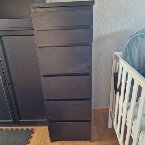 Malm kommode fra Ikea