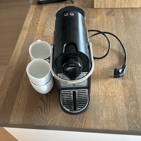 Nespresso Citiz med 4 kopper