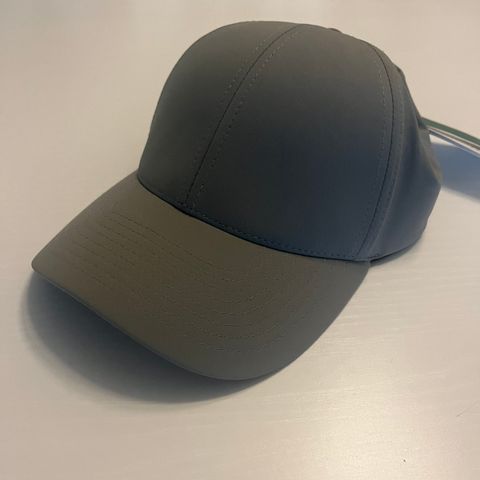 Ny Varsity tech caps str s