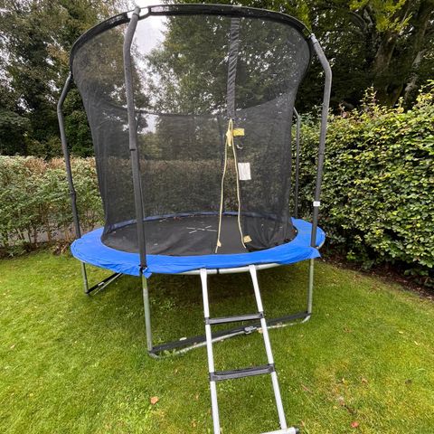 Trampoline selges billig