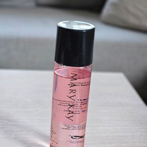 Mary Kay oil - free eye makeup remover