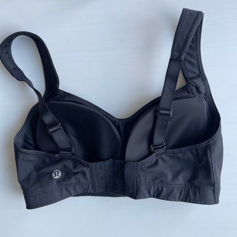 Lululemon sports bh strl 70E/32DD