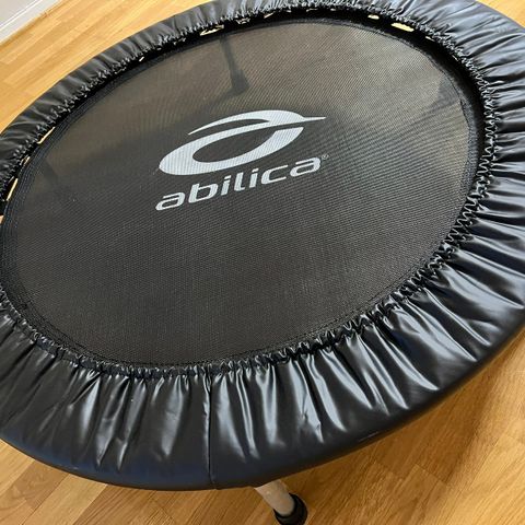 Selger fitness trampoline veldig lite brukt