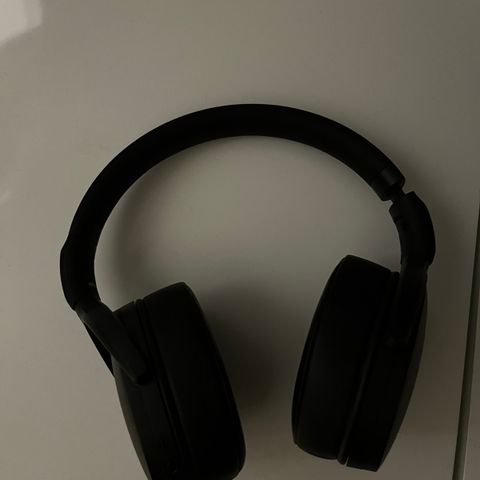 Sennheiser headset selges