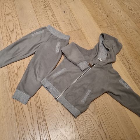 Joggedress i fleece, str 110