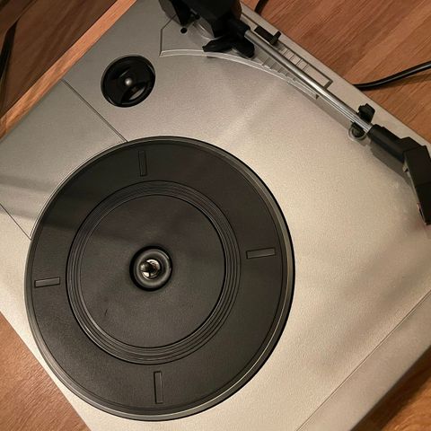 Kenwood P-110 Belt Drive Turntable (Platespiller)