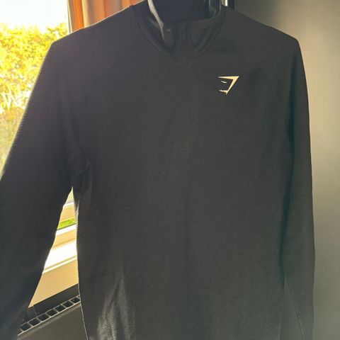 Gymshark trenings genser (M)