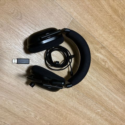 Razer blackshark V2 Pro gaming headset (tråløst)