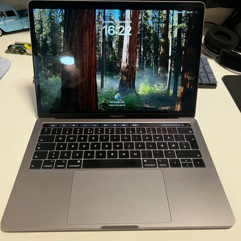 Apple MacBook PRO 13"